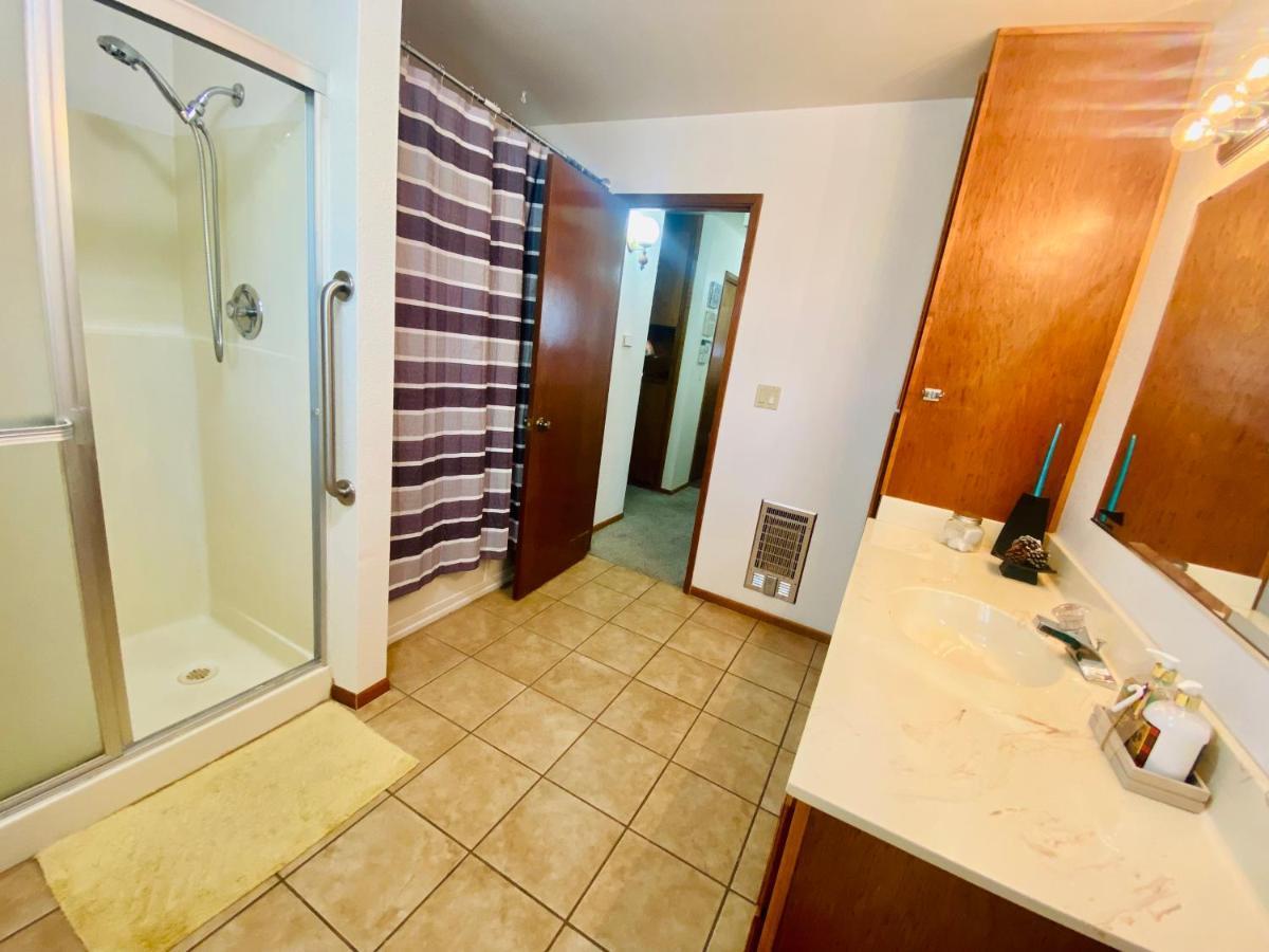 Family Friendly, 3 Bedroom House, With King Bed For Up To 15 - Bbq - Internet - Jet Tub Auburn Exterior foto