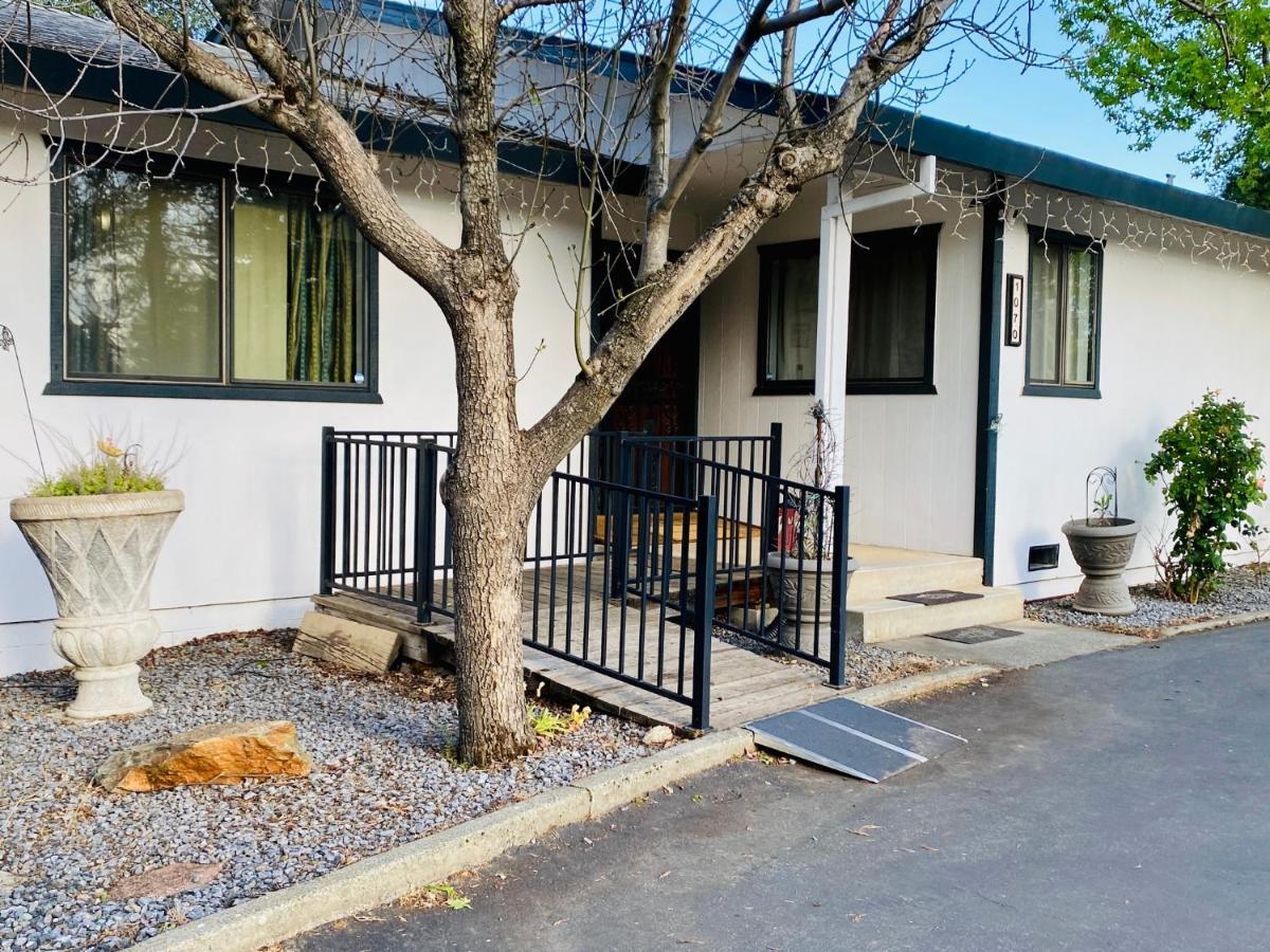 Family Friendly, 3 Bedroom House, With King Bed For Up To 15 - Bbq - Internet - Jet Tub Auburn Exterior foto